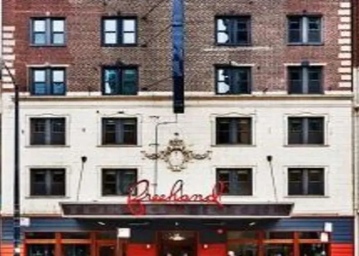 Hotel Freehand 4*