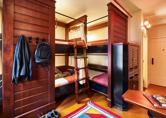 Hotel Freehand Chicago