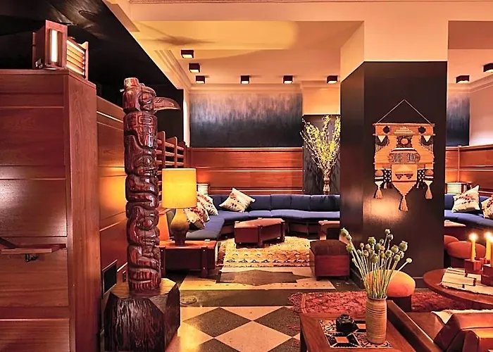 Hotel Freehand